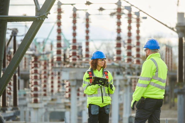Best Circuit Breaker Repair  in Newport East, RI